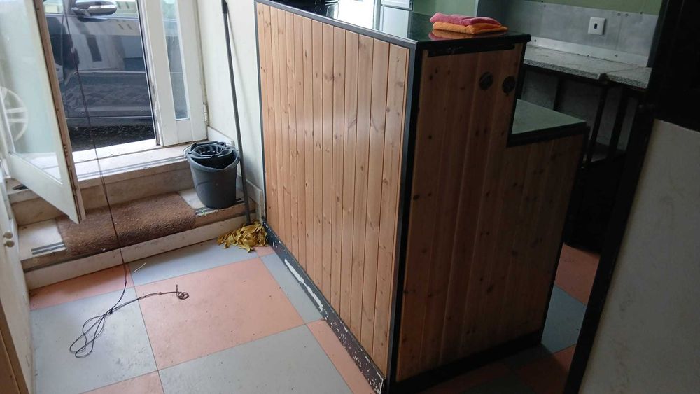 Recheio completo de restaurante para venda
