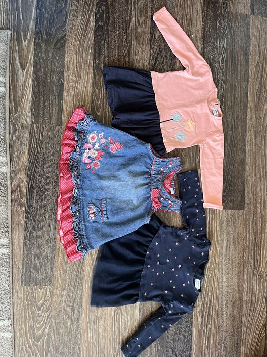 Zestaw sukienek rozmiar 80, marki disney i 5, 10, 15