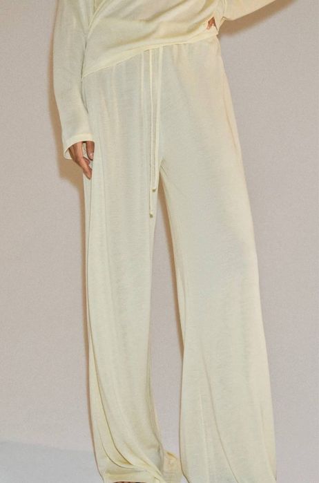 Новий костюм Zara