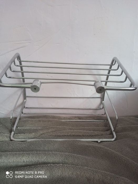 Полочка в ванную