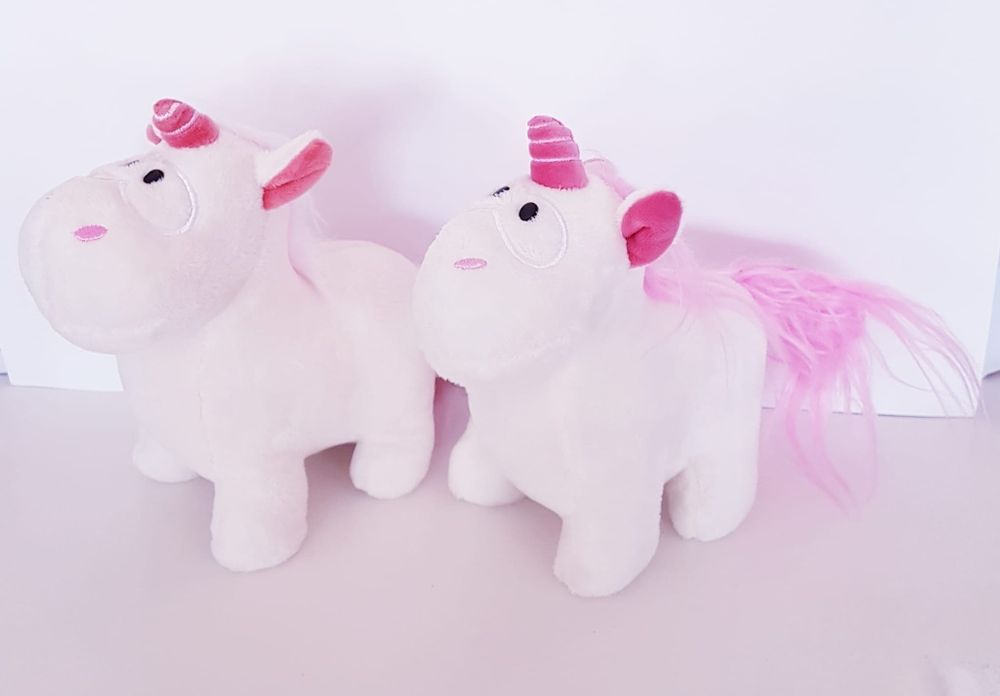 Conjunto 2 peluches Unicórnio (Portes Incluidos)