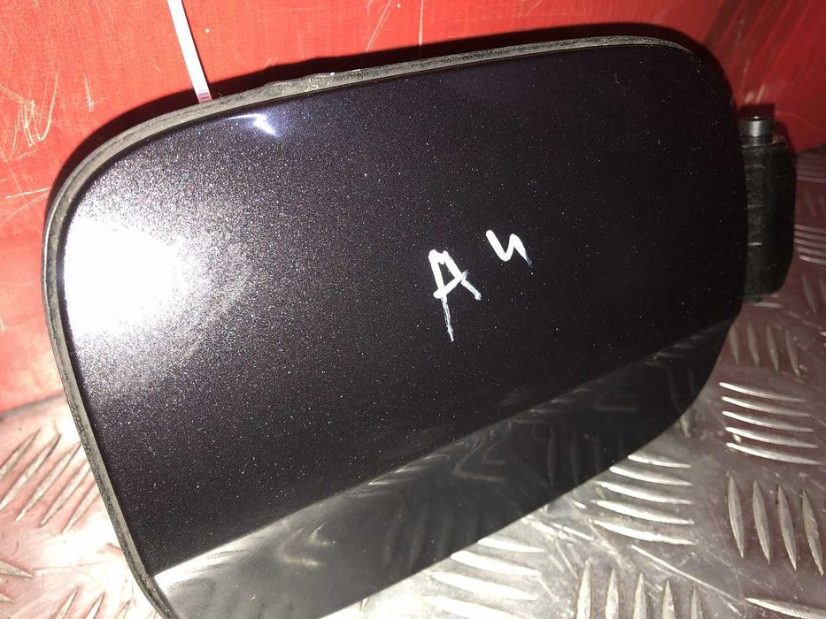 Лючок бензобака Audi A4 B8 8K 8K0809999A Код фарби 1R /Z7L Сірий