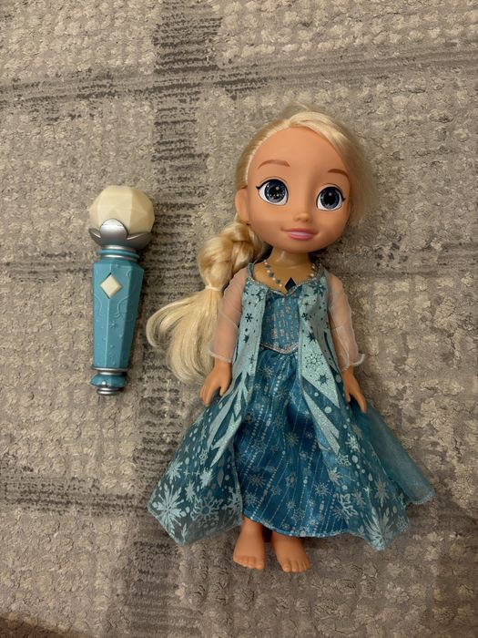 Lalka elsa interaktywna kraina lodu mikrofon śpiewa mam tę moc bdb