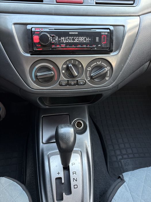 Mitsubishi lancer 9 1.6 газ автомат