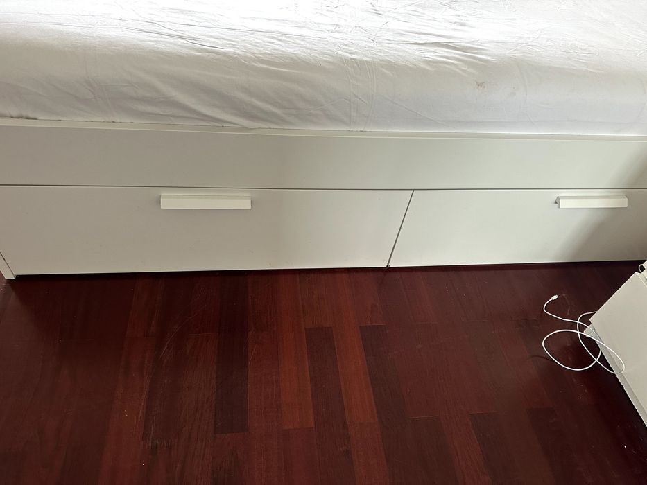 Cama Brimnes Ikea