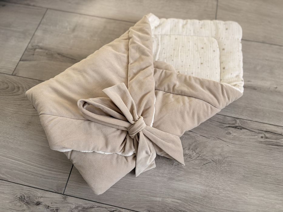 Zestaw muślinowy kokon gniazdko niemowlęce + rożek welur muślin beżowy