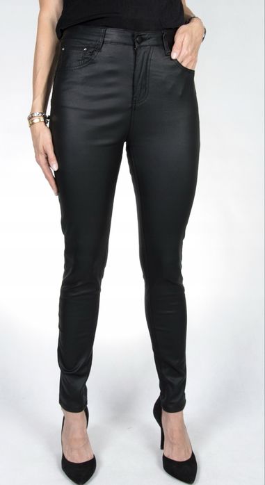 Czarne wiskowane ocieolane spodnie S