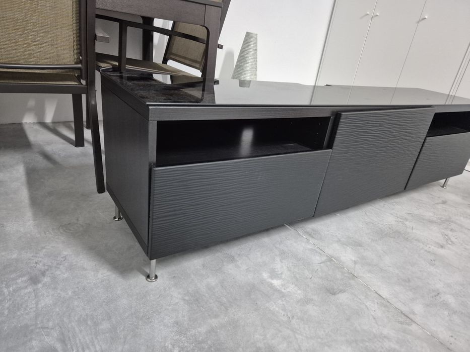 Vendo móvel TV com vidro no topo