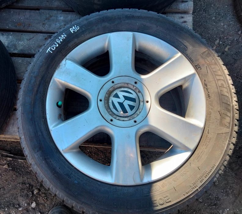 Jantes Vw Touran R16 Com Pneus 205/55 5X112