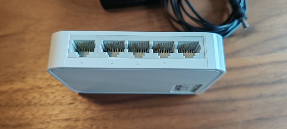 Switch TP Link 5 portas RJ45