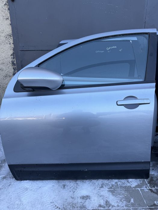 Двери пепедние задние Nissan Qashqai J10
