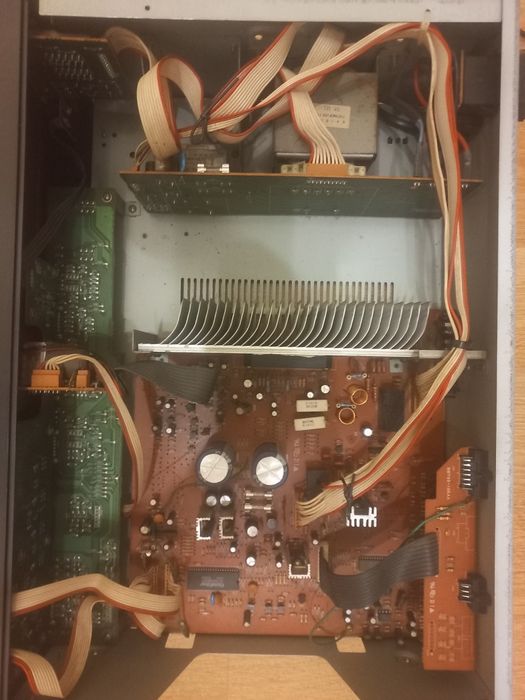Усилитель  UNVERSUM V 4315