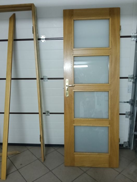 Drzwi wewnętrzne 70 kompletne .