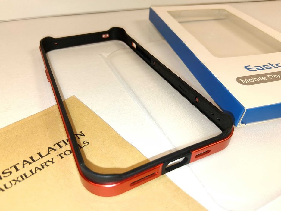 Z181 Etui Bumper Eastcoo Do iPhone 14 Pro Max Metalowe Czerwone Nowe