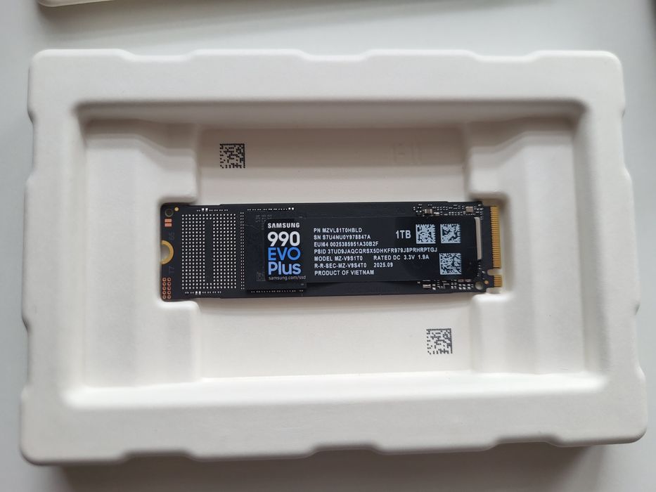 Dysk 1TB Samsung Evo Plus SSD M2 jak nowy