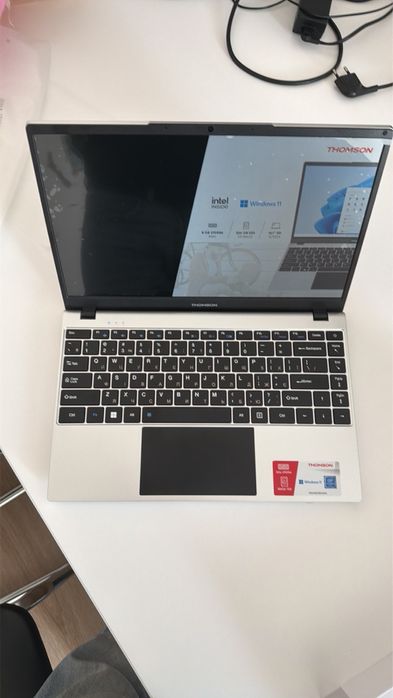 Новий ноутбук Thomson Neo N14, 8GB RAM