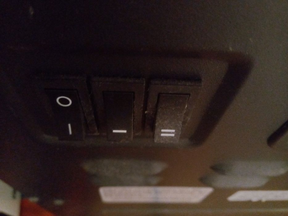 Камін електричний ( обігрівач )