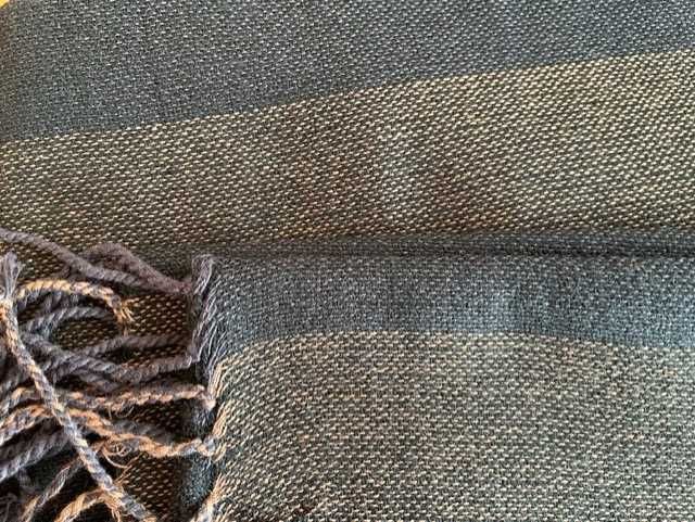 Cachecóis de marcas diversas