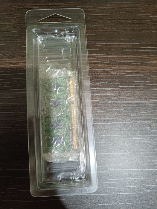 Samsung DDR3L 4GB 12800S Память для ноутбука