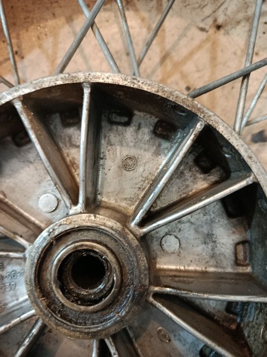 Колесо Jawa 350 r18