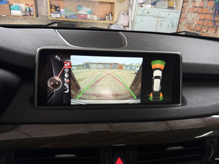 BMW X5 2015 года