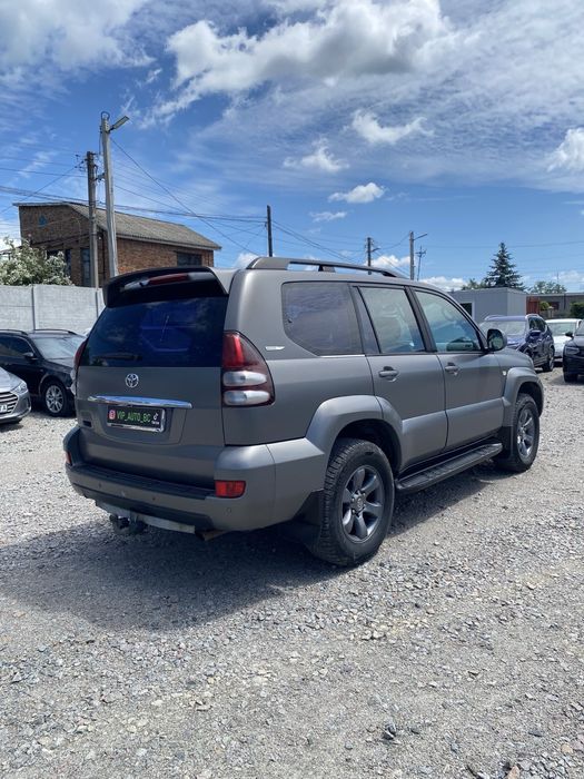 Toyota Prado 120