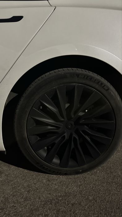 Tesla Model 3 Highland SR