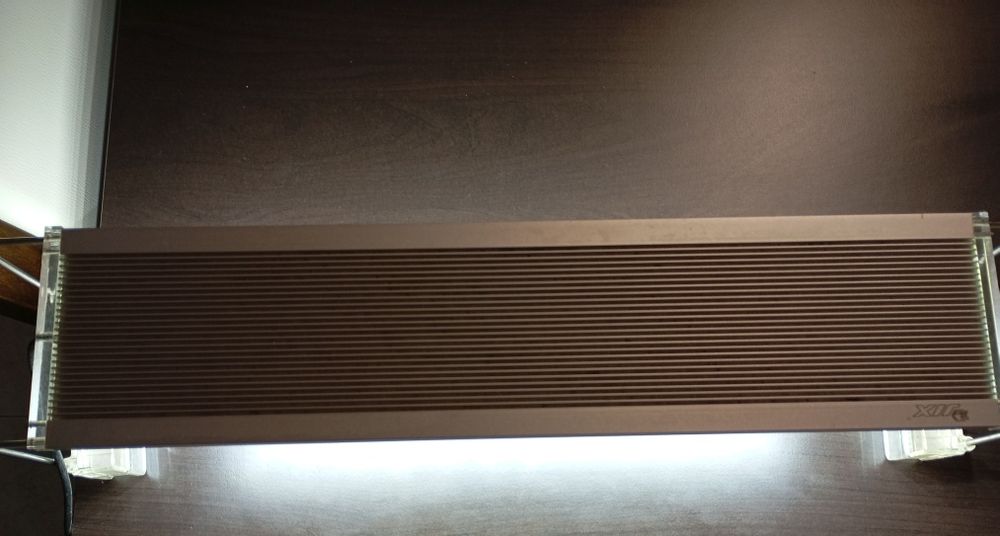 Luminária para aquários