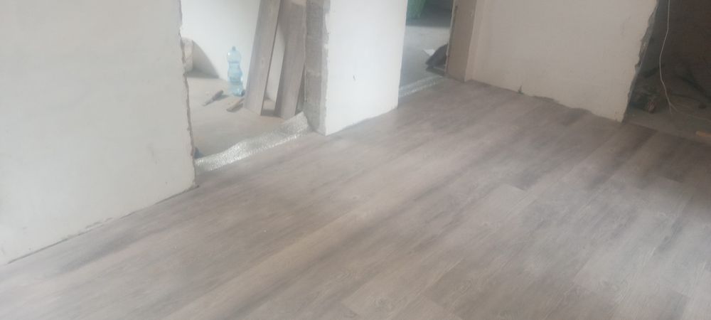 Укладка ламінату!