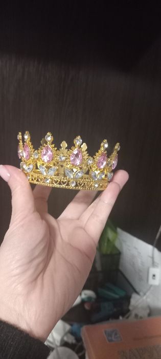 Корона для тортів