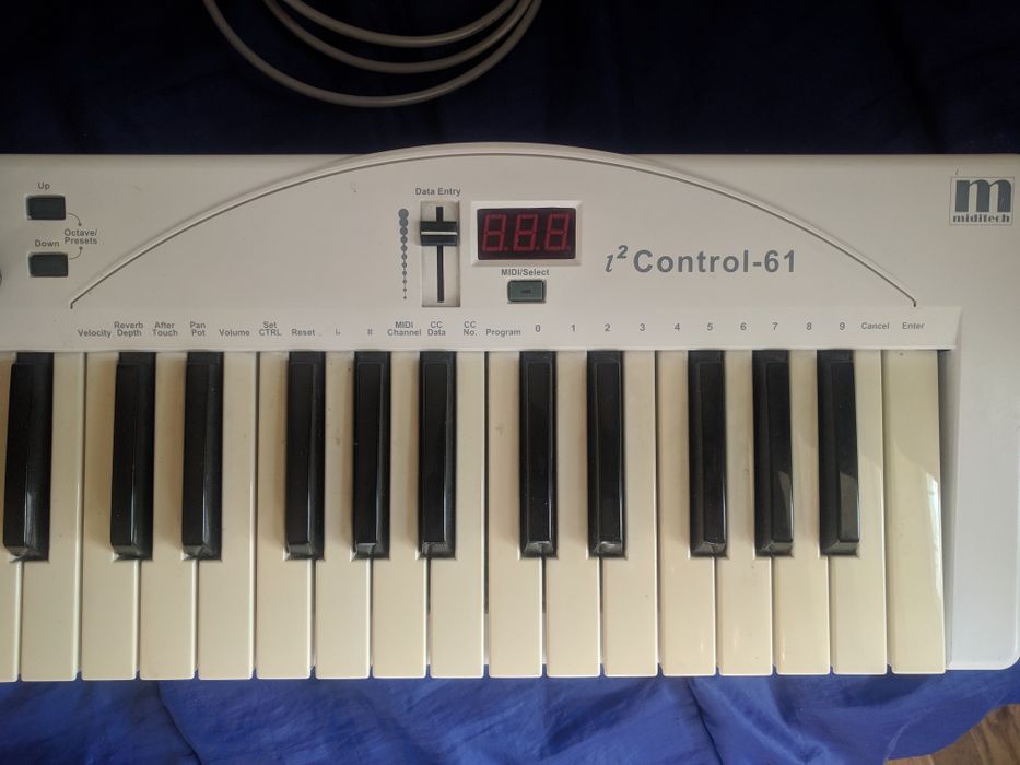 Міді клавіатура Miditech i2 Control-61