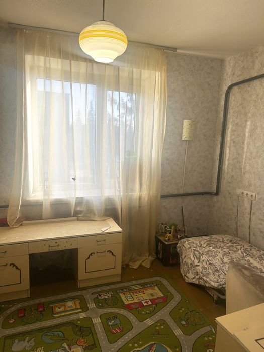 Простора, видова квартира в центрі міста  Тетіїв від власника.