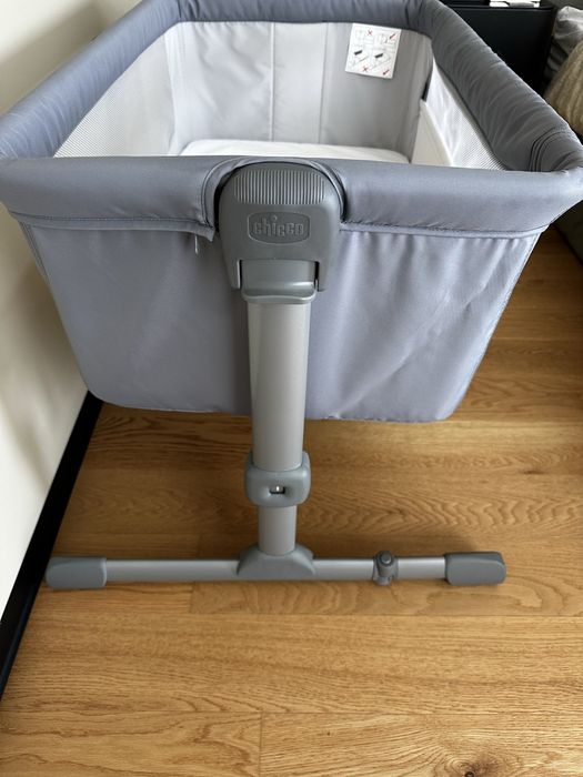 Next to me Essential