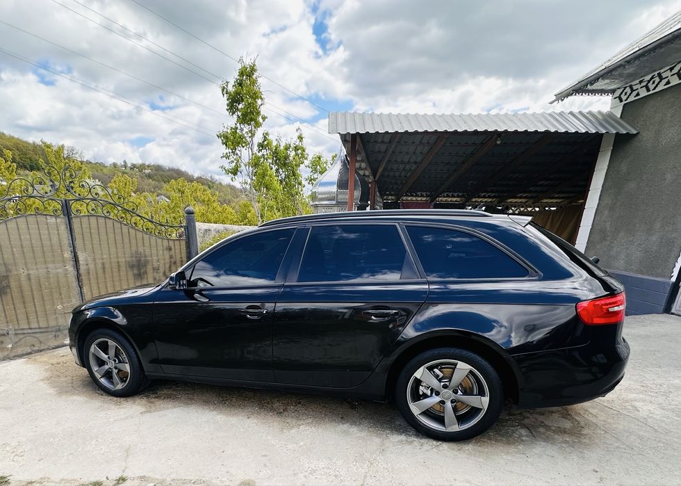 Audi A4 B8 2013p