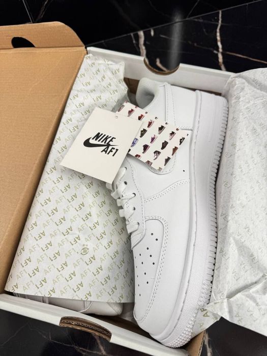 Nike Air Force 1