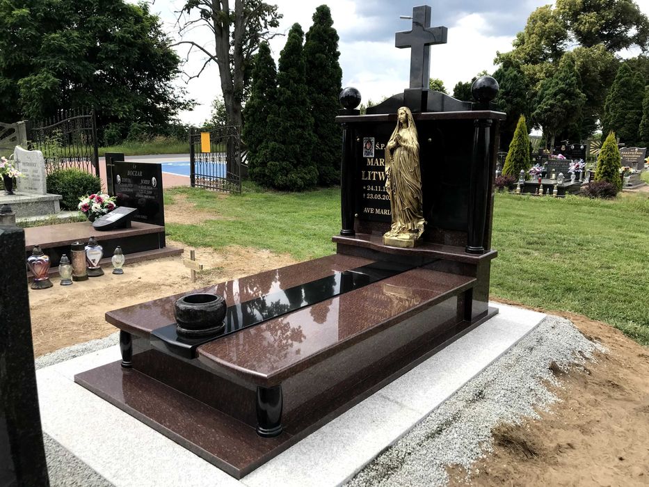 Nagrobek granitowy RÓŻNE WERSJE BRYŁA