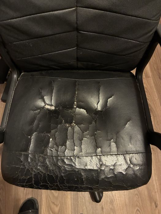 Sprzedam krzesło obrotowe