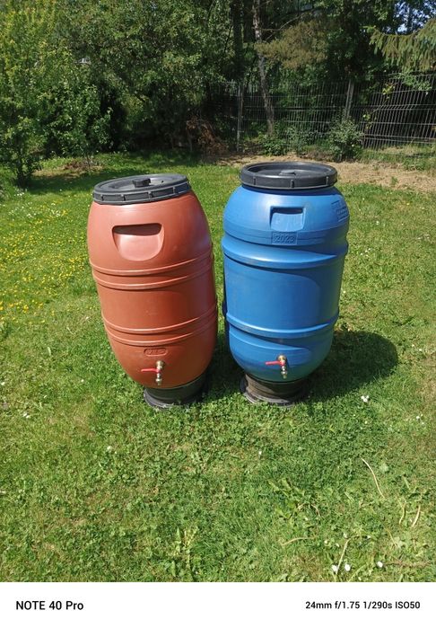 Beczki plastikowe 220L