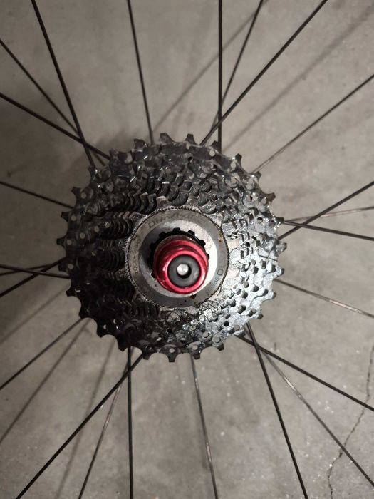 Par de Rodas Carbono Matrix 50mm + Cassete Shimano Dura-Ace 10v + Sacos de Transporte