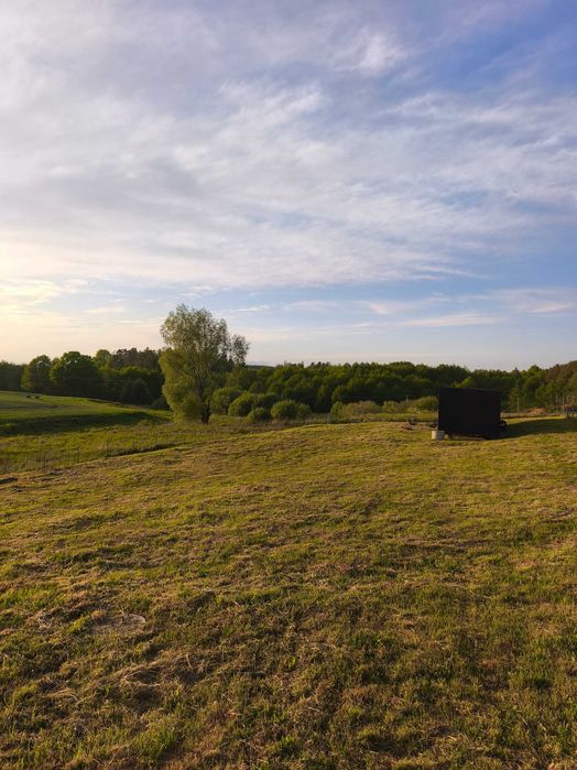 Ogrodzona działka z mediami na wzgórzu • Piękny widok • Sianów