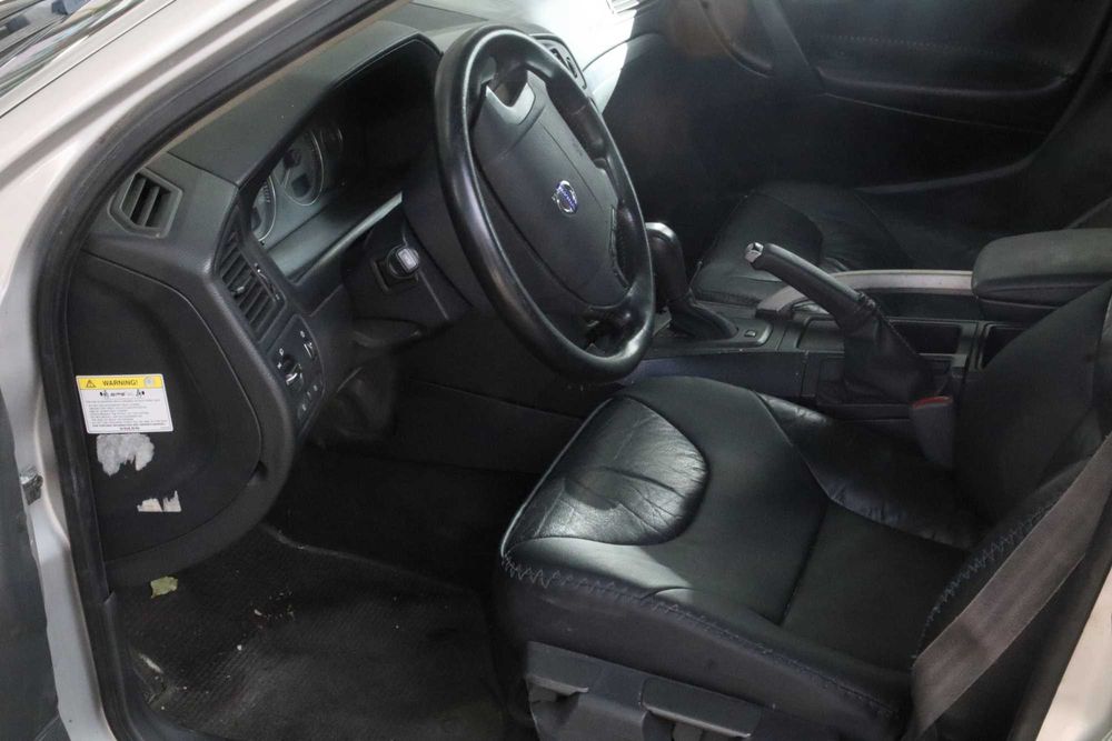 Volvo XC70 D5 AWD – 492.427 km – Bom Estado