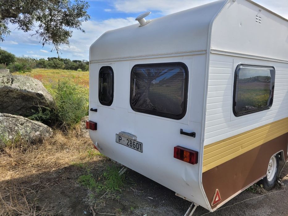 Vendo Caravana Vimara 400L de 1982 com documentos renovada em 2021