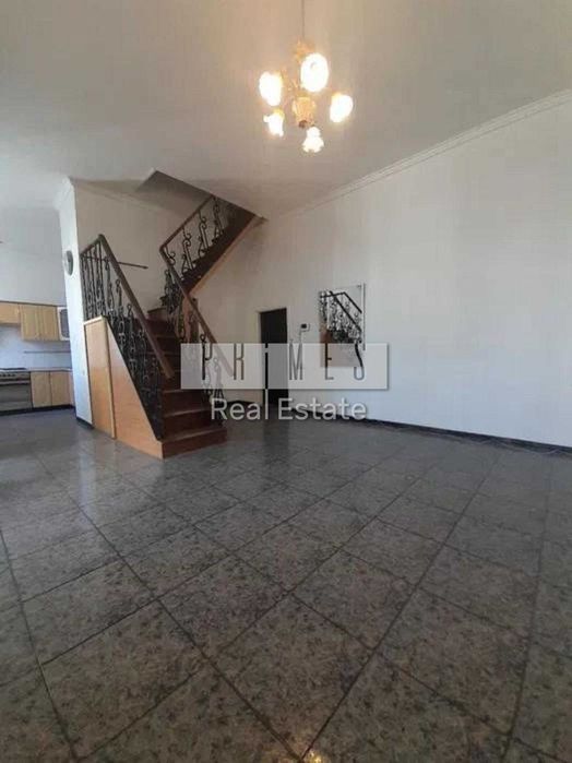 Продаж дворівневої квартири, в. Басейна 1/12, Площа Українських Героїв