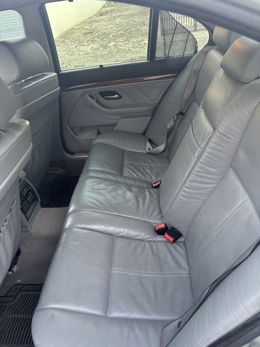 Bmw 520 e49 2001