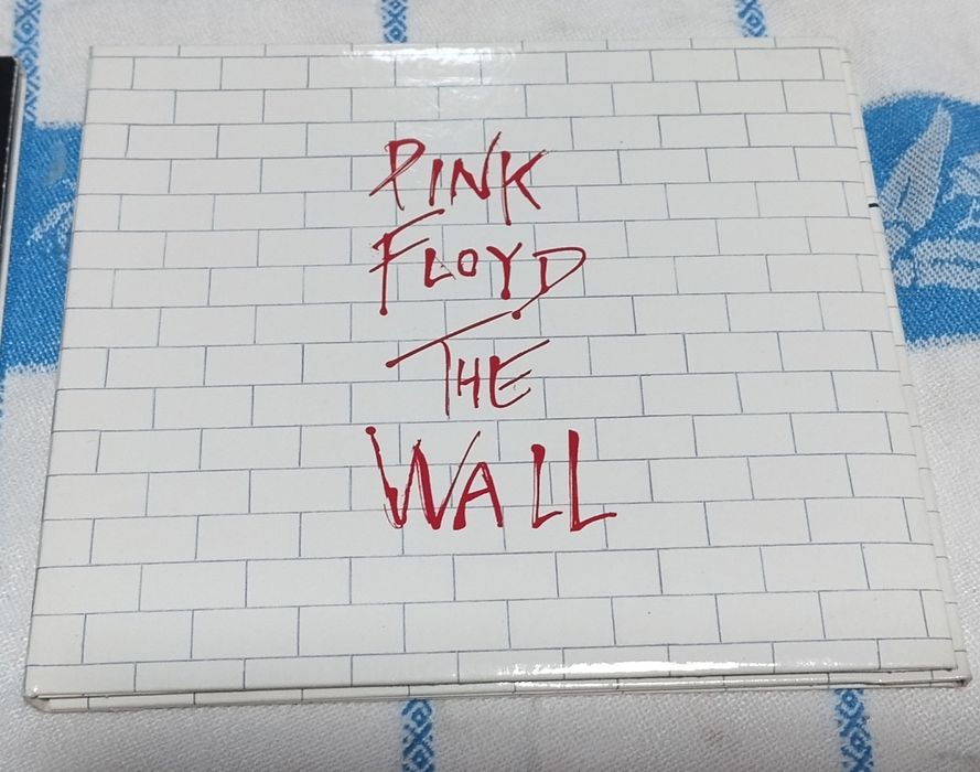 Coleção Pink Floyd (The Wall e Dark Side of The Moon)