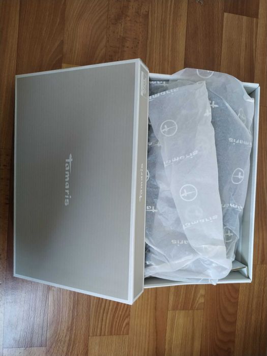 Фірмові шкіряні туфлі Tamaris