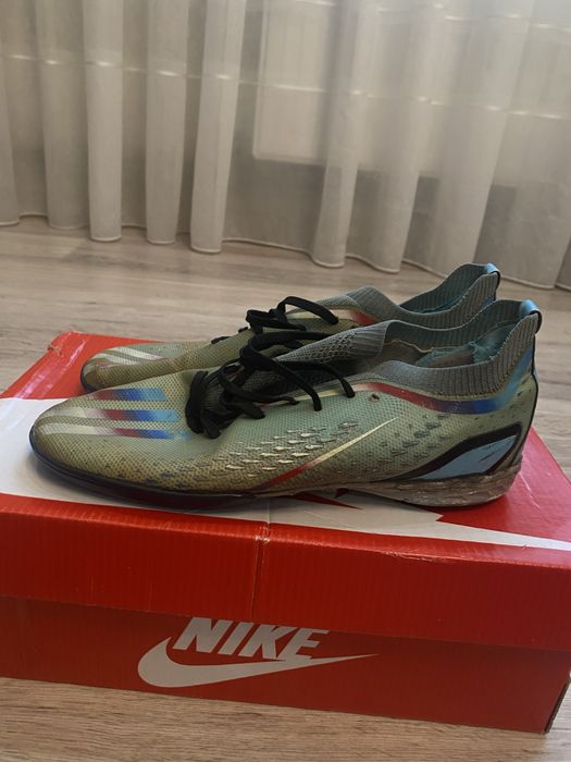 Футзалки Adidas predator