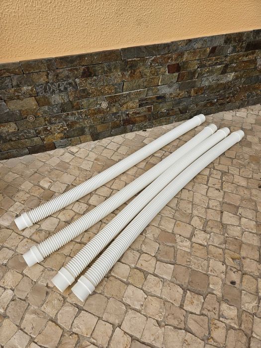 4 metros de tubo flexível (NOVOS)