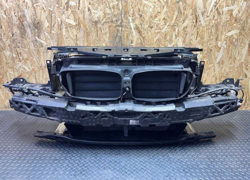 BMW F10 F11 Передня паель телевізор радіатори