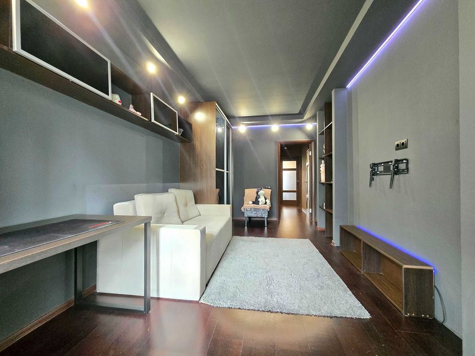 оренда квартири 3 кімнатної вул. Васильченка. Світло постійно